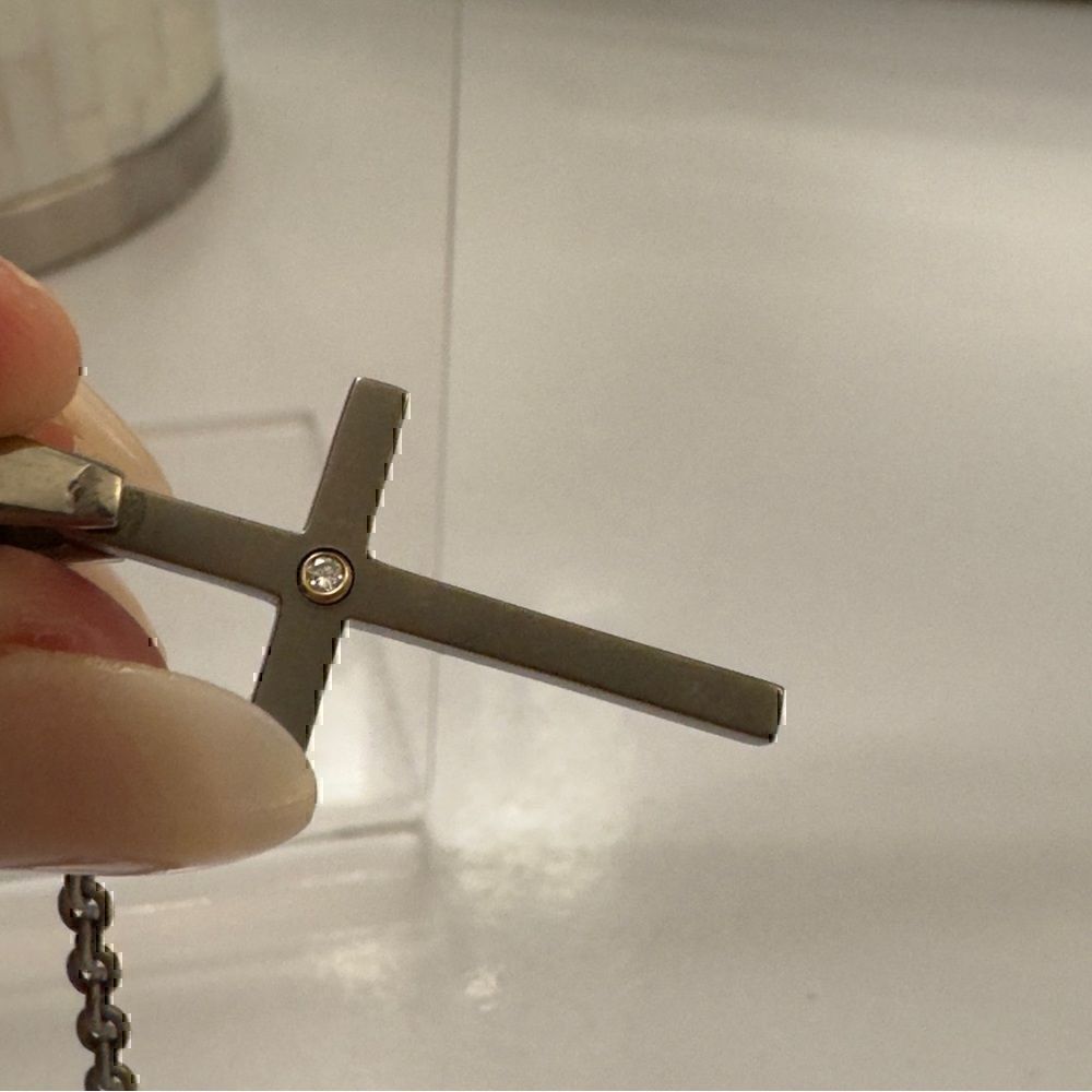 Titanium diamond set in 18k Gold cross necklace 18 inch - Picture 3 of 11